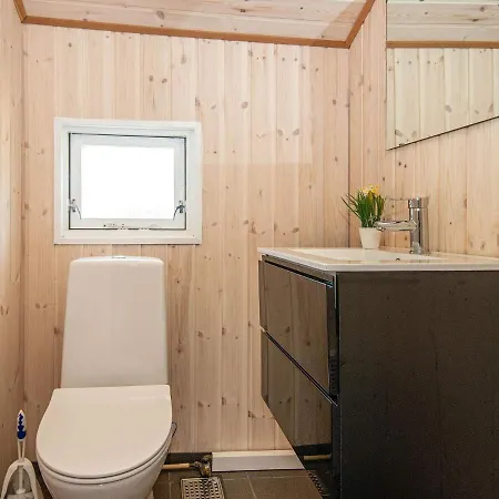 8 Person In Holiday home Hejls