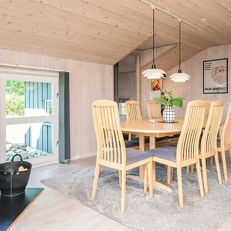 Holiday home 8 Person In *